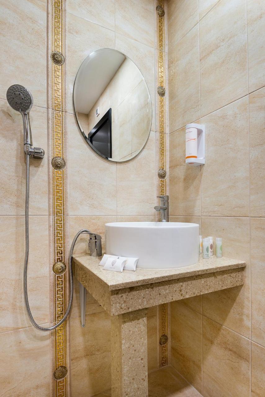 OPU Boutique Hotel Varna Extérieur photo