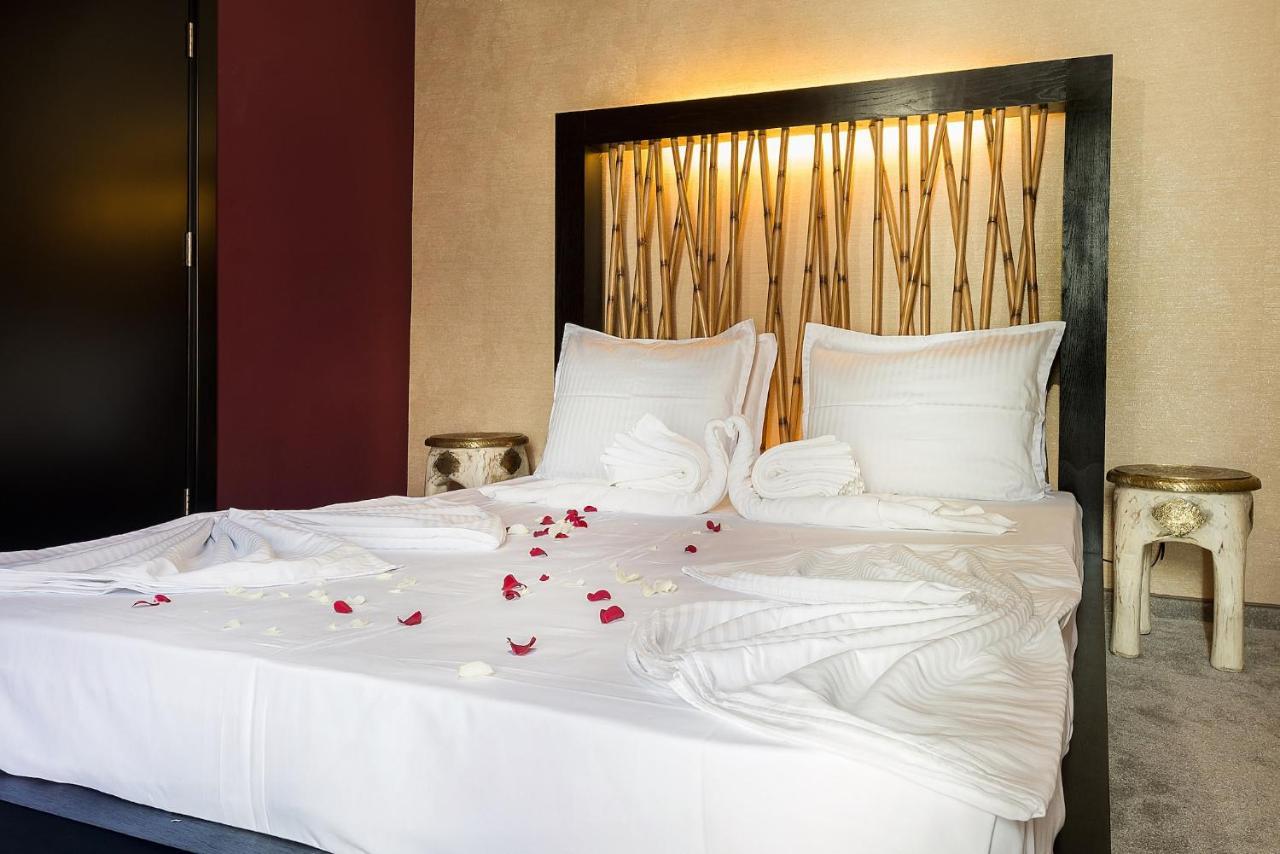 OPU Boutique Hotel Varna Extérieur photo
