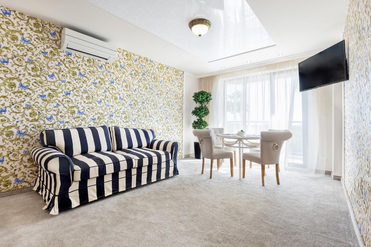 OPU Boutique Hotel Varna Extérieur photo